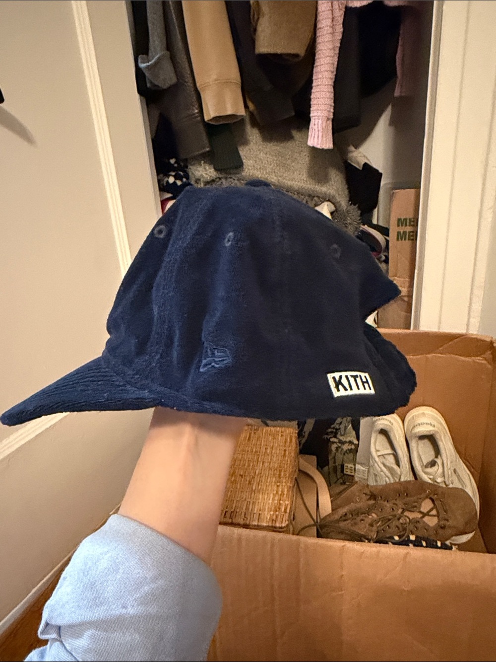 Kith Navy Blue New York Yankees Corduroy Hat with White NY Logo - Picture 4 of 4